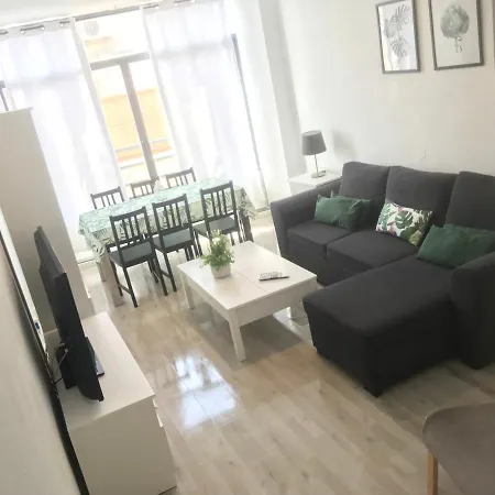 Apartment Apartamento Con Encanto 'larios Luxy' *