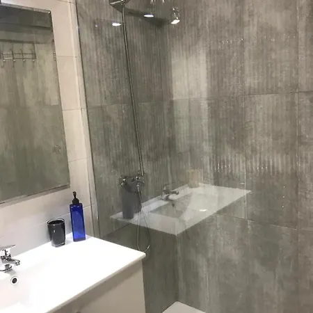 Apartamento Con Encanto 'larios Luxy' דירה *